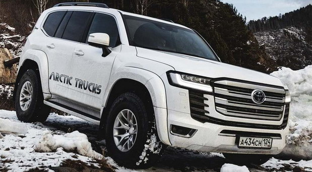 Arctic Toyota Land Cruiser