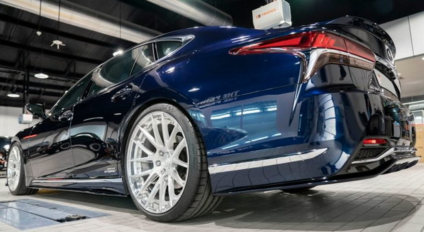 Artisan Spirits Lexus LS500h Artisan Spirits Lexus LS500h