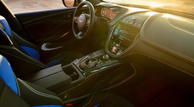 Aston Martin DBX 707 Aston Martin DBX 707