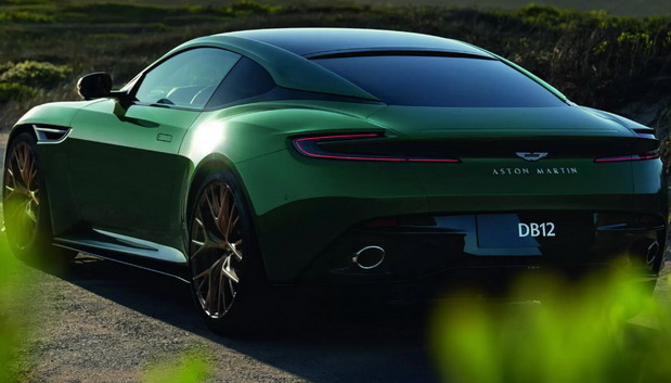 Aston Martin DB12