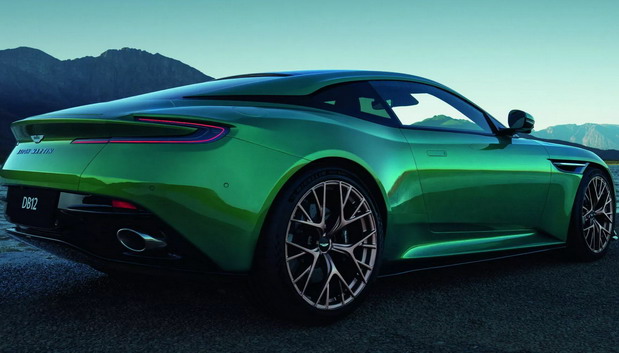 Aston Martin DB12
