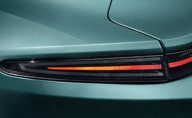 Aston Martin Vantage Aston Martin Vantage