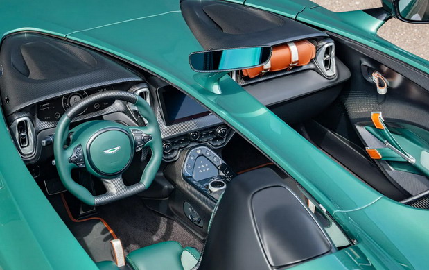 Aston Martin V12 Speedster Aston Martin V12 Speedster