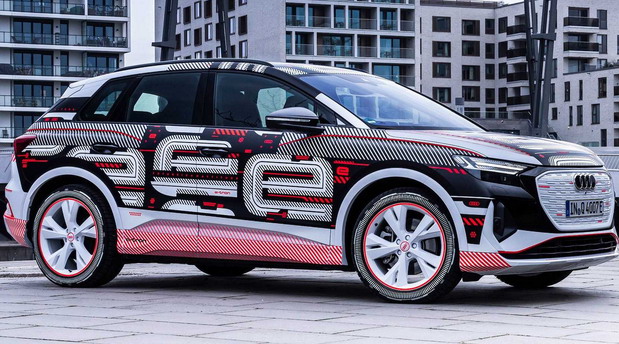 Audi Q4 e-tron Audi Q4 e-tron
