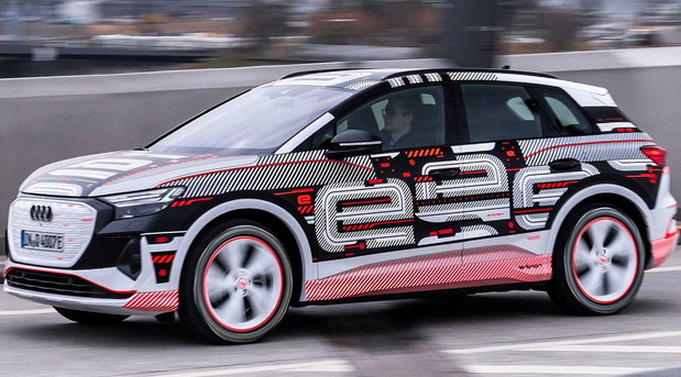 Audi Q4 e-tron Audi Q4 e-tron