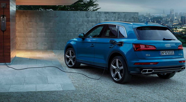 Audi Q5 55 TFSI E Quattro Audi Q5 55 TFSI E Quattro