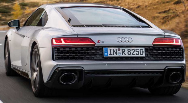Audi R8 V10 RWD Audi R8 V10 RWD