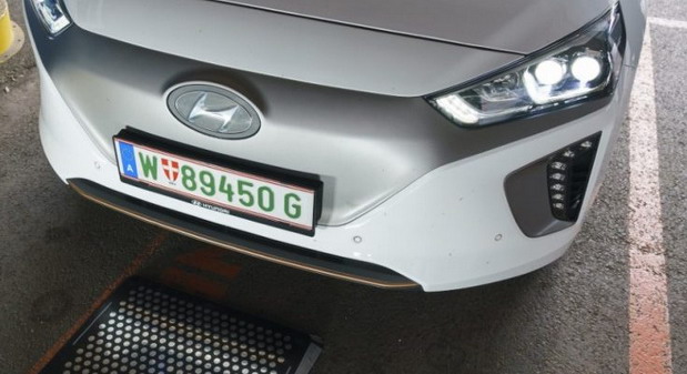 Hyundai taxi Hyundai taxi