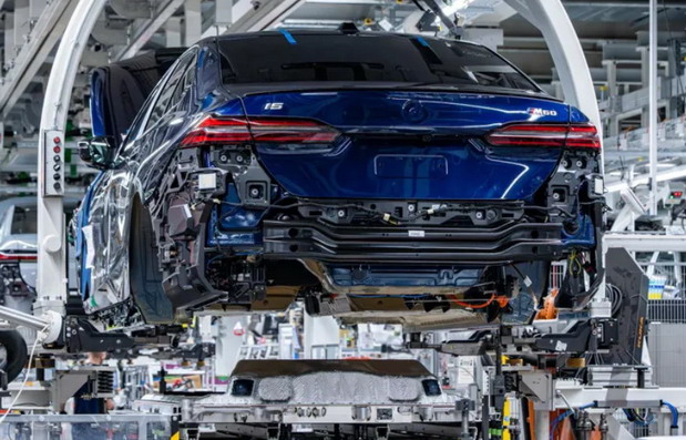 BMW i5 M60 xDrive