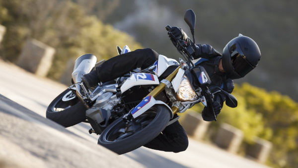BMW G310 R