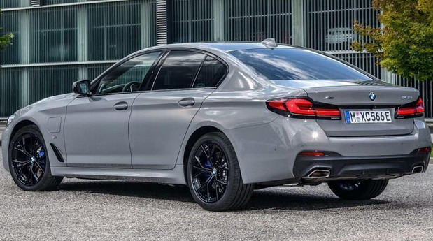 BMW 545e BMW 545e