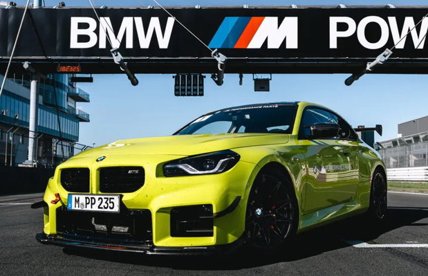 BMW M2 sa M Performance Track Kit-om