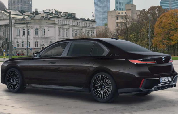 BMW 7 Series Nero Lusso