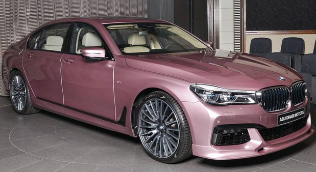 BMW M750Li xDrive Rose Quartz