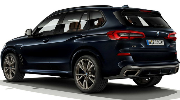 BMW X5 M50i