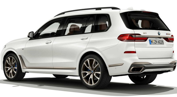 BMW X7 M50i