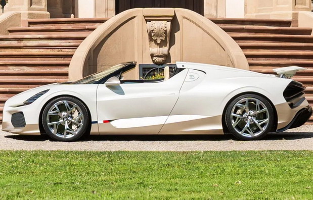 Bugatti W16 Mistral