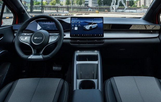 BYD Dolphin G DM-i 