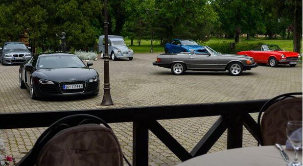 Cars & Coffee 