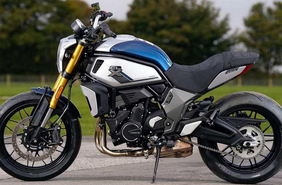 CFMOTO CLX 700