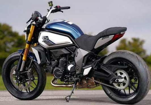 CFMOTO CLX 700