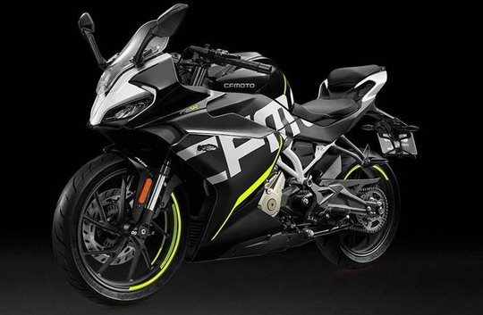 CF Moto 300SR supersport CF Moto 300SR supersport