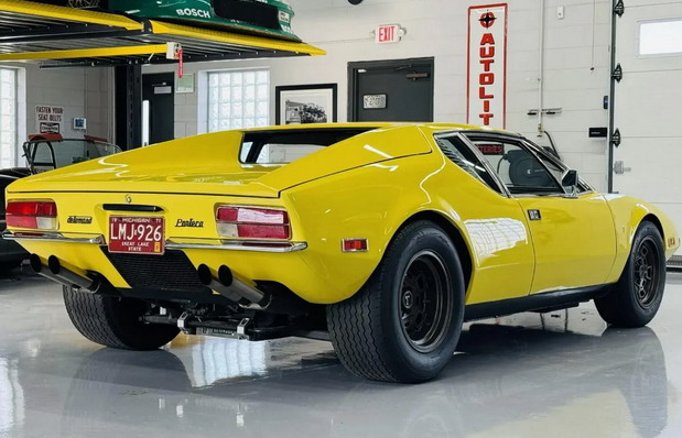 De Tomaso Pantera