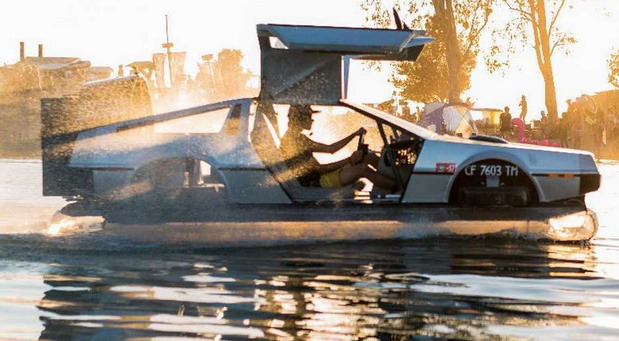 DeLorean hovercraft