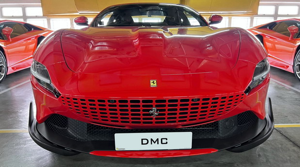 DMC Ferrari Roma Fuego DMC Ferrari Roma Fuego