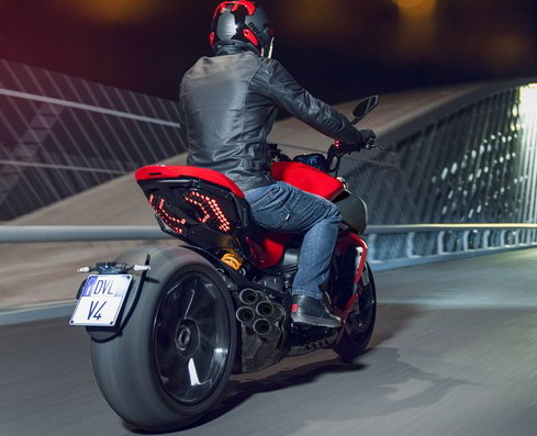 Ducati Diavel V4 Ducati Diavel V4