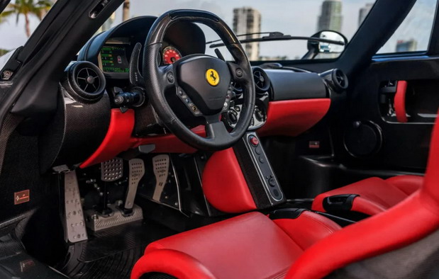 Ferrari Enzo