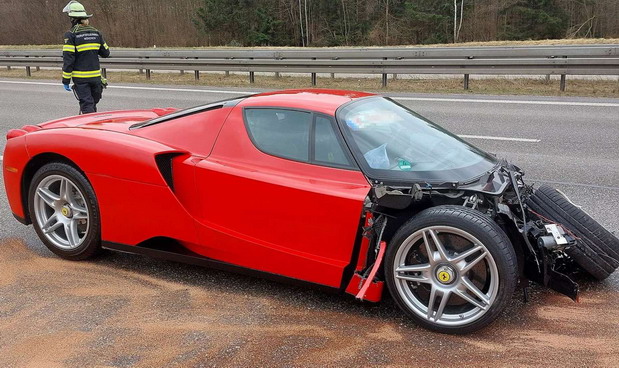 Ferrari Enzo Ferrari Enzo