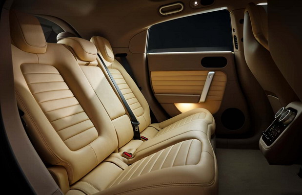 Ferrari Luce 