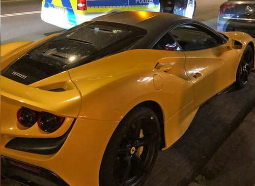Ferrari F8 Tributo