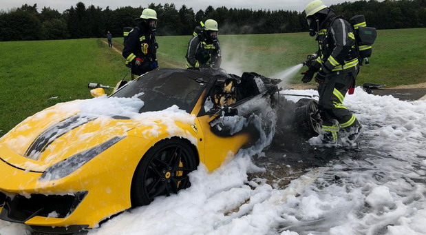 Ferrari 488 Pista