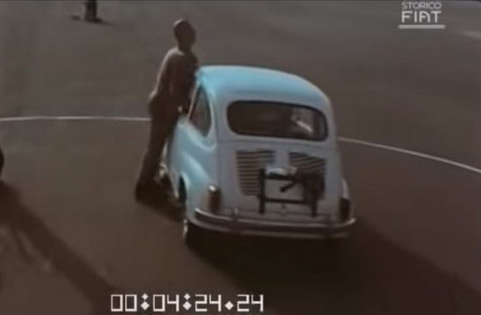Kreš test fiće i pešaka Kreš test fiće i pešaka
