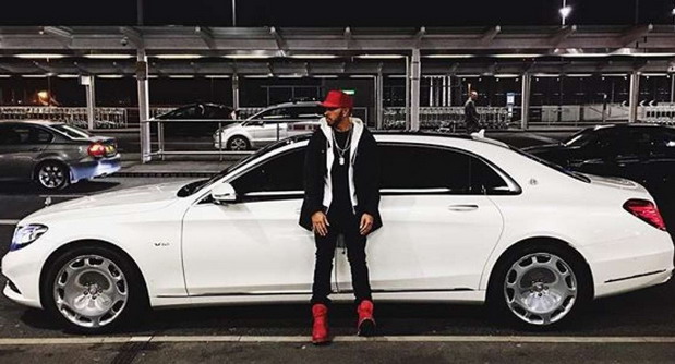 Hamilton Mercedes-Maybach S600