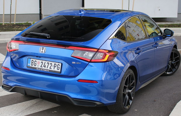 Honda Civic e:HEV Advance