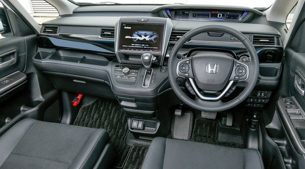 Honda Freed Modulo X Honda Freed Modulo X