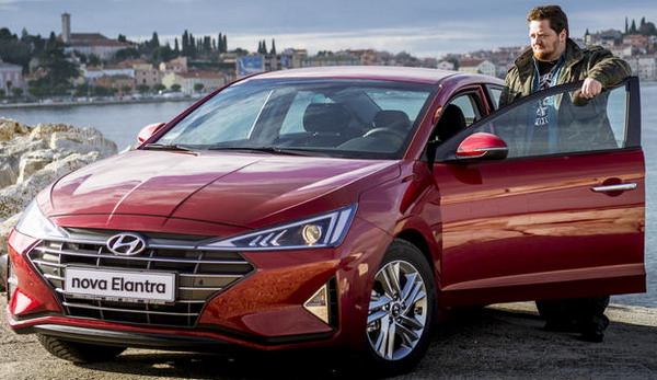 Hyundai Elantra Hyundai Elantra
