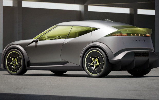 Hyundai Concept THREE