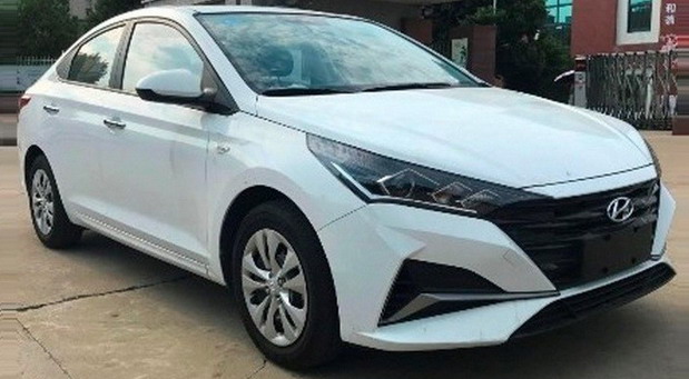 Hyundai Verna facelift Hyundai Verna facelift