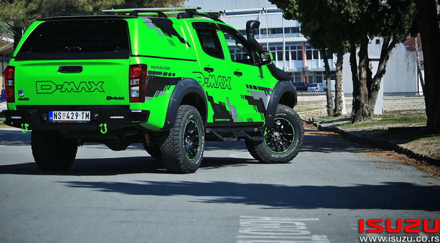 ISUZU D-Max Green Monster 