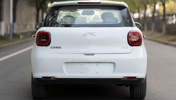 JAC EV3