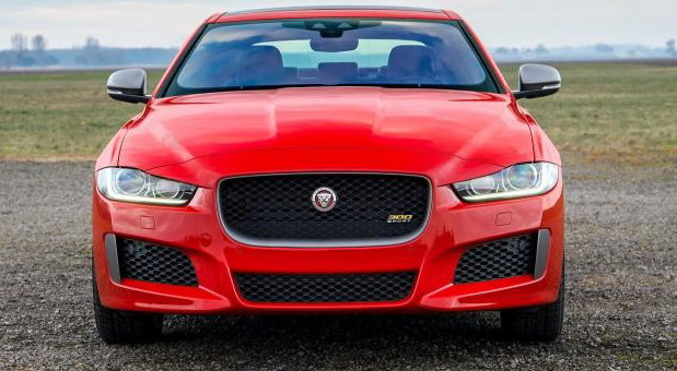 Jaguar XE 300 Sport Jaguar XE 300 Sport