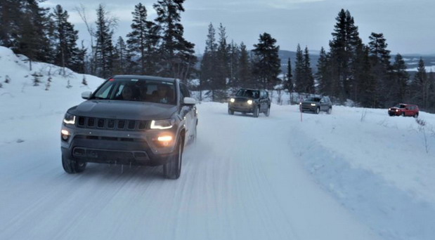 Jeep Renegade i Compass 4xe 