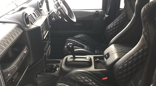 Defender 2.2 TDCI 110 Station Wagon The End Edition Defender 2.2 TDCI 110 Station Wagon The End Edition