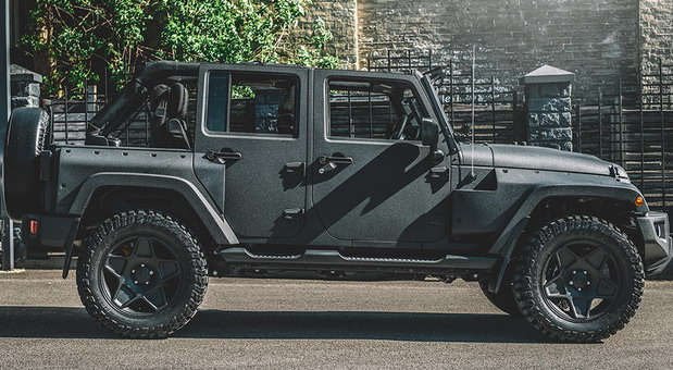Jeep Wrangler Black Hawk Expedition Edition