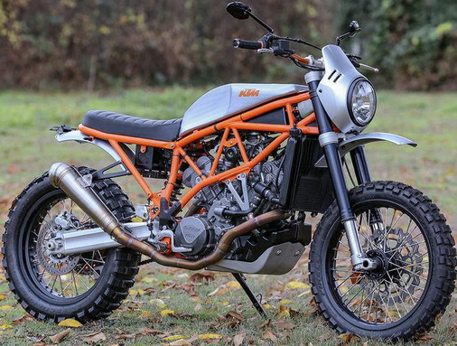 KTM 950 SE