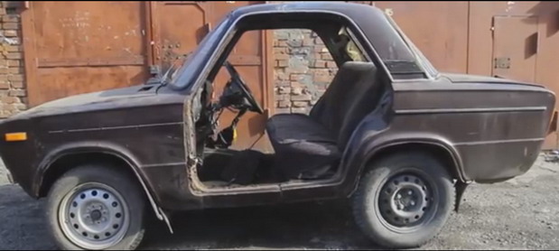 Lada sa 2 vrata